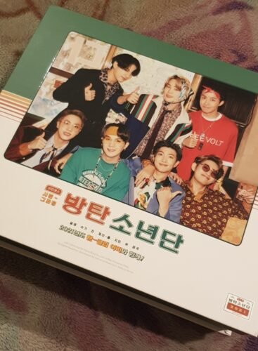BTS 2021 SEASON'S GREETINGS DVD  [Japan Pre-Order] photo review