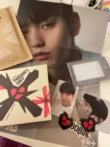 TXT- MINISODE 2 THURSDAY'S CHILD [TEAR ver.] photo review