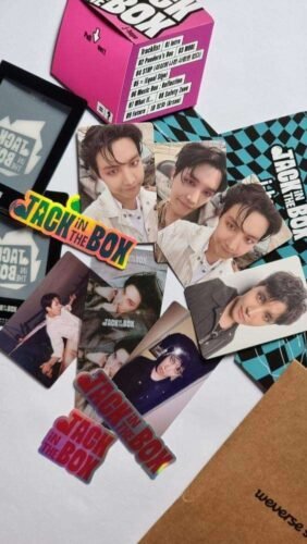 JHOPE- Jack In The Box photo review