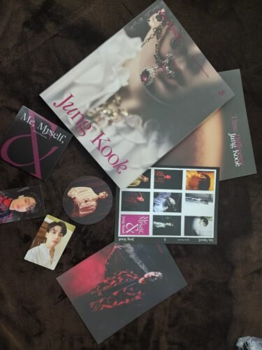 JUNGKOOK- Special 8 Photo-Folio Me, Myself, and JungKook 'Time Difference" photo review